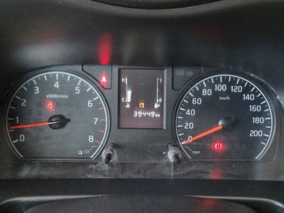 2022 Nissan Comerciales Urvan Panel 4 pts. Amplia, TM5, a/ac.