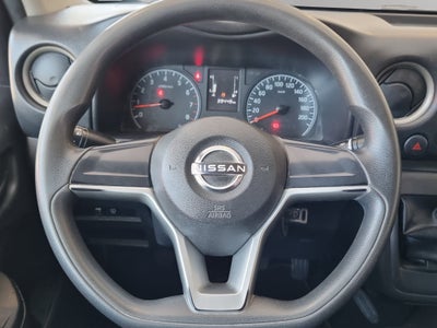 2023 Nissan Comerciales Urvan Panel 4 pts. Amplia, TM5, a/ac.