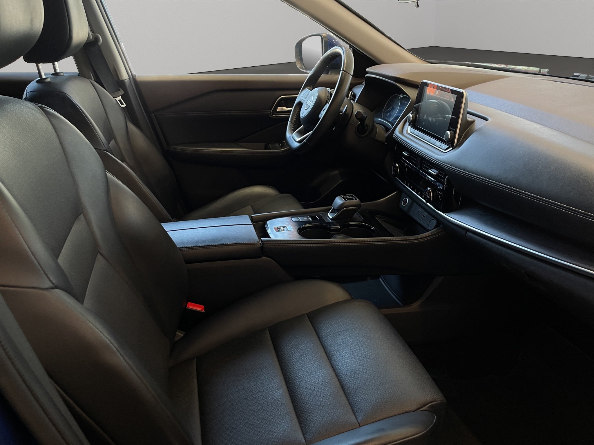 2024 Nissan X-Trail VUD 5 pts. Exclusive, TA, piel, RA-18