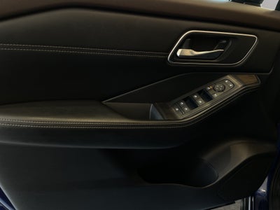 2024 Nissan X-Trail VUD 5 pts. Exclusive, TA, piel, RA-18