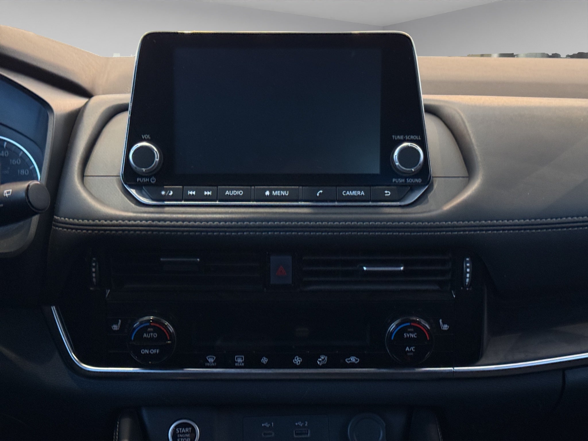 2024 Nissan X-Trail VUD 5 pts. Exclusive, TA, piel, RA-18