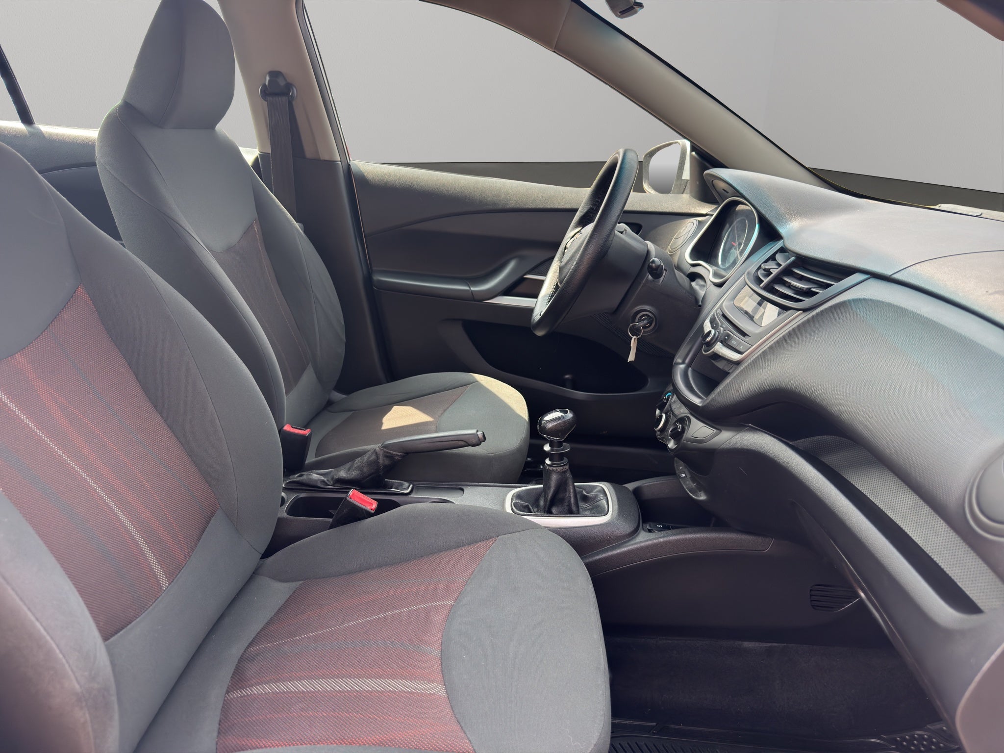 2020 Chevrolet Aveo 4 pts. LS, TM5, a/ac., R-14