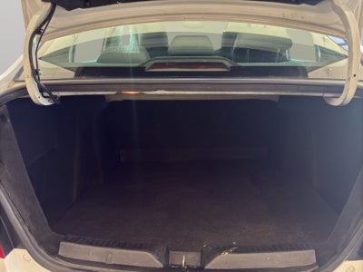 2023 Chevrolet Aveo 4 pts. LS, TM5, a/ac., R-14 (línea anterior)