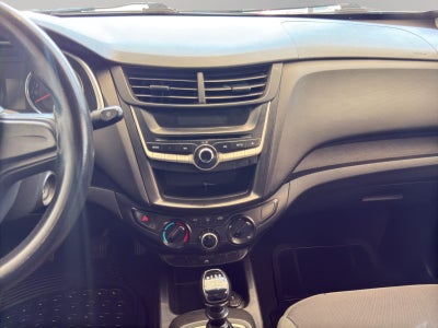 2023 Chevrolet Aveo 4 pts. LS, TM5, a/ac., R-14 (línea anterior)