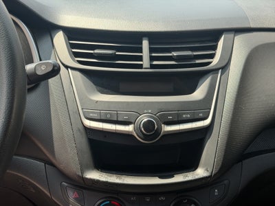 2022 Chevrolet Aveo 4 pts. LS, TM5, a/ac., RA-15