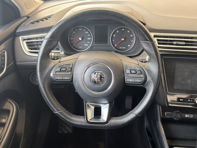 2023 MG MG5 4 pts. Excite, 1.5l, TM5, VE, piel, RA-16