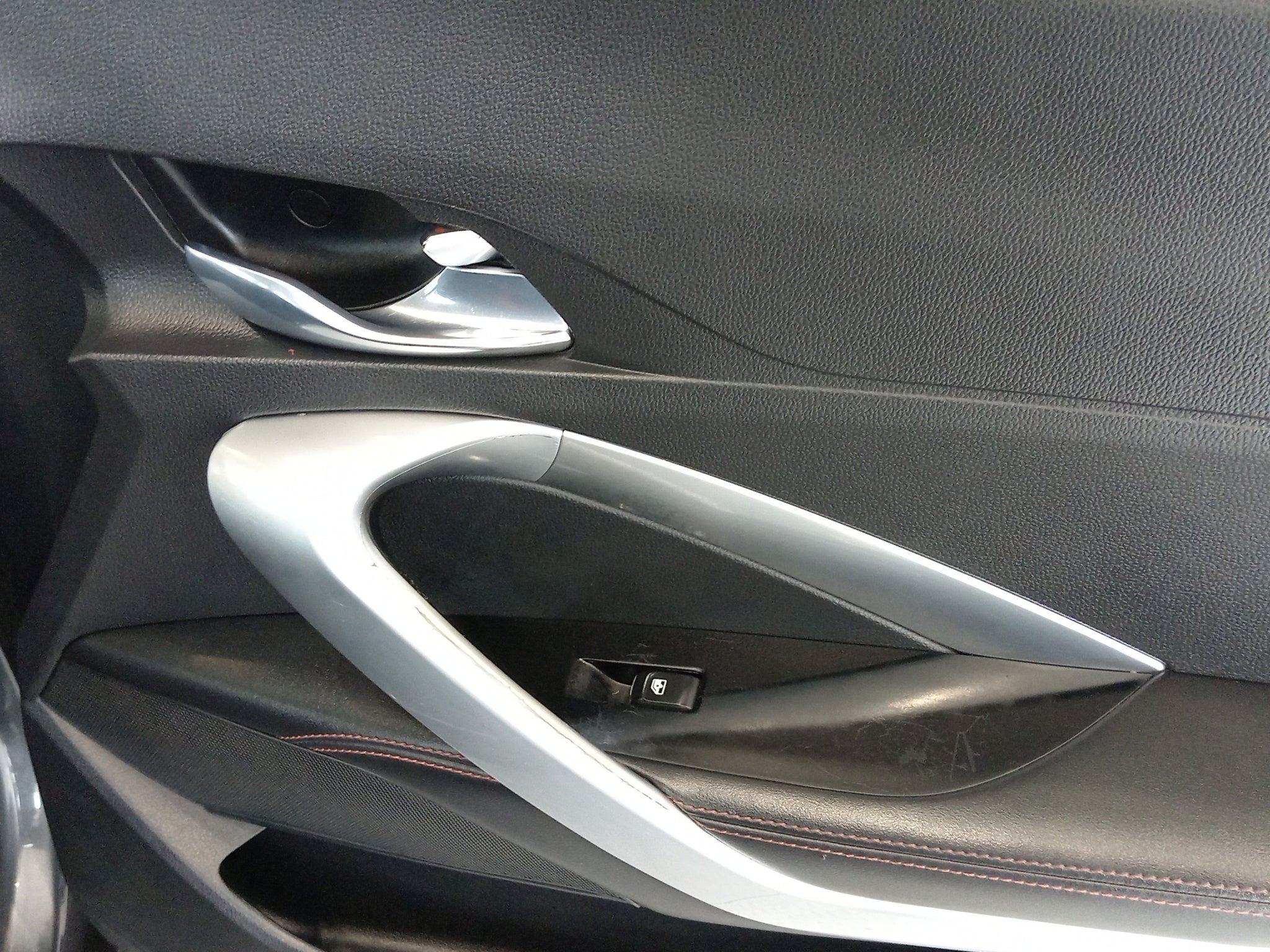 2023 Chevrolet Groove VUD 5 pts. LT, 1.5l, TM6