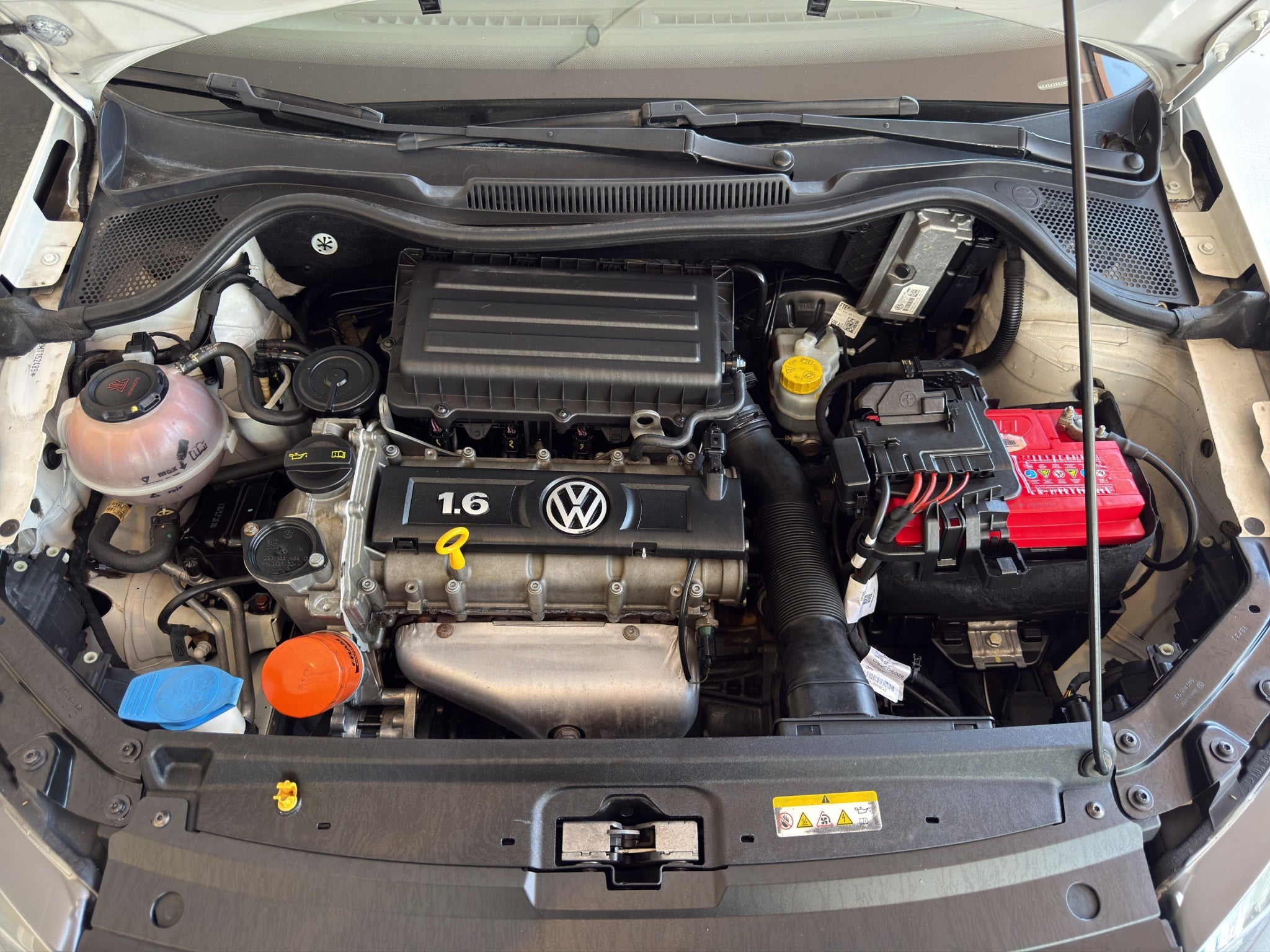 2021 Volkswagen Vento 4 pts. Comfortline Plus, TM5, climatronic, VE, f. niebla, RA-15