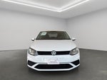 2021 Volkswagen Vento 4 pts. Comfortline Plus, TM5, climatronic, VE, f. niebla, RA-15