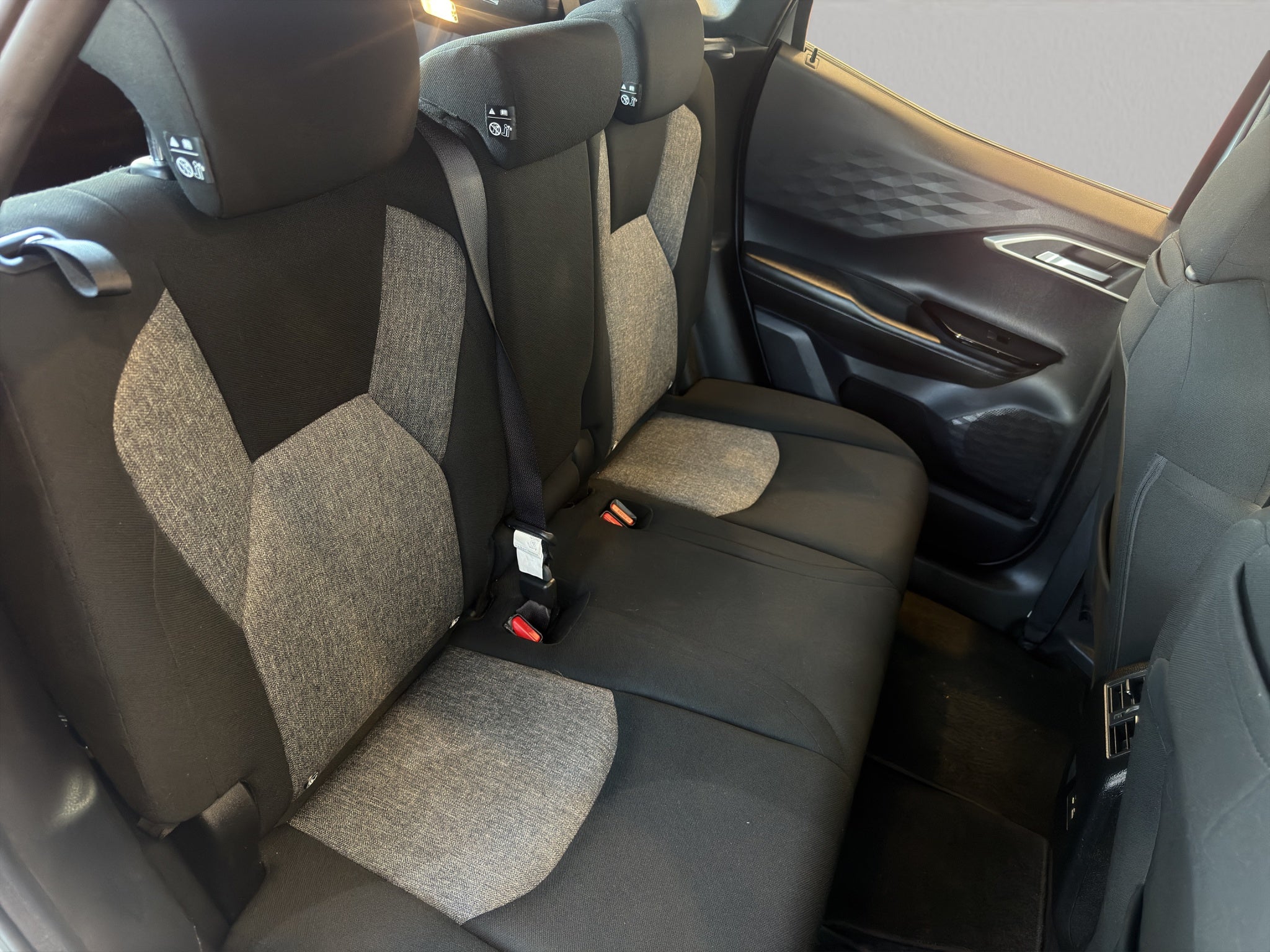 2025 Mitsubishi Outlander Sport VUD 5 pts. SE, 1.5l, TA, 5 pas., RA-18