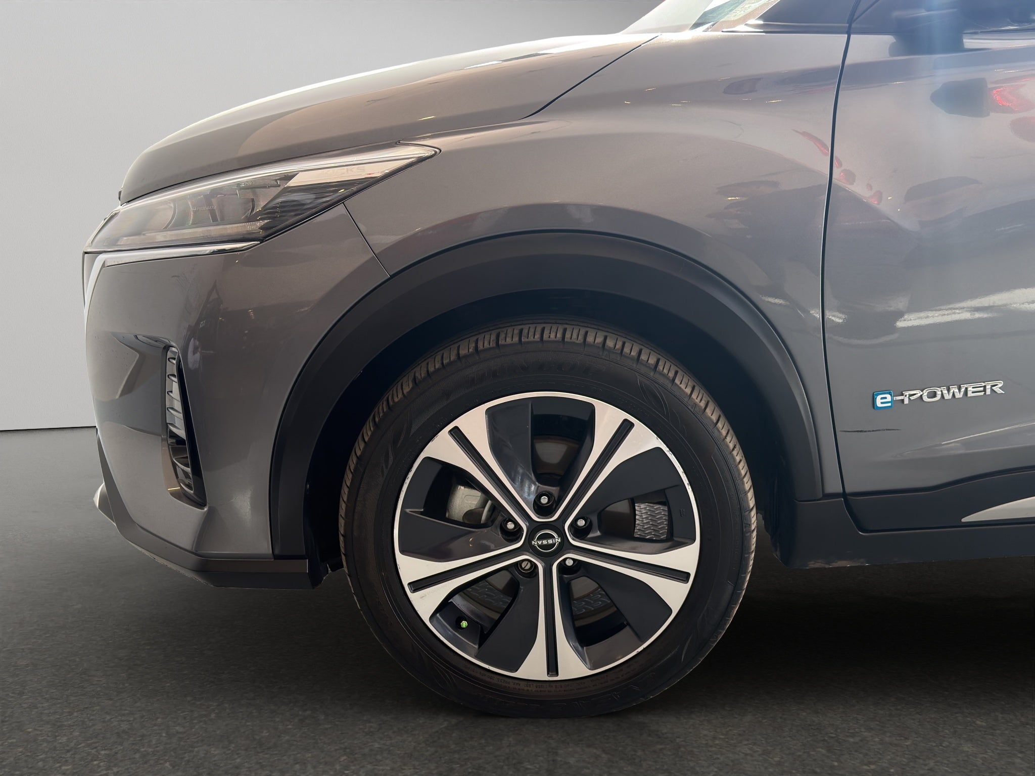 2023 Nissan Kicks VUD 5 pts. Platinum e-Power, E-REV, TA, piel, ADAS, RA-17