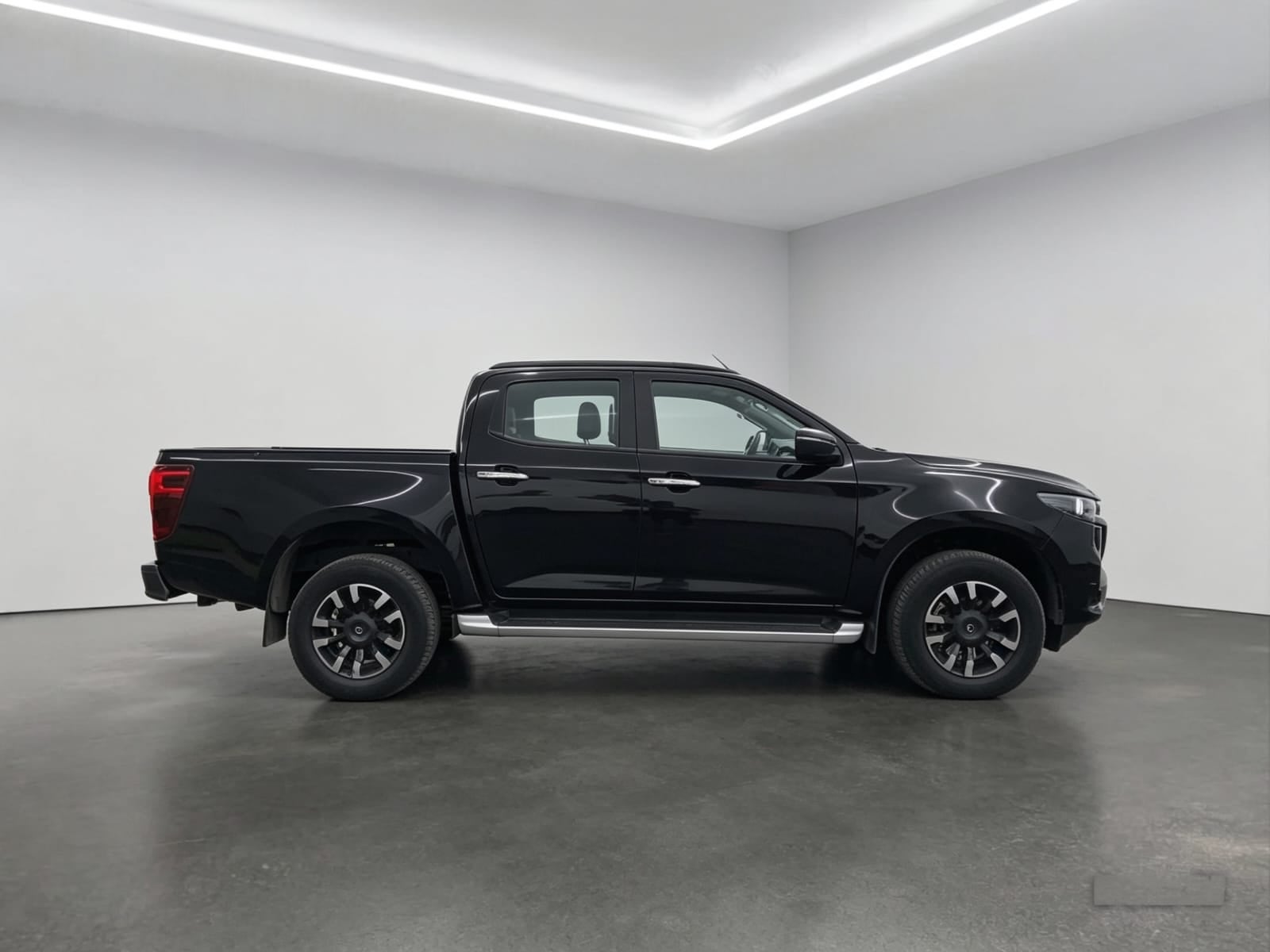 2025 Mazda Comerciales BT-50 Pick-Up 4 pts. Signature, 3.0TD, TA, piel, RA-18