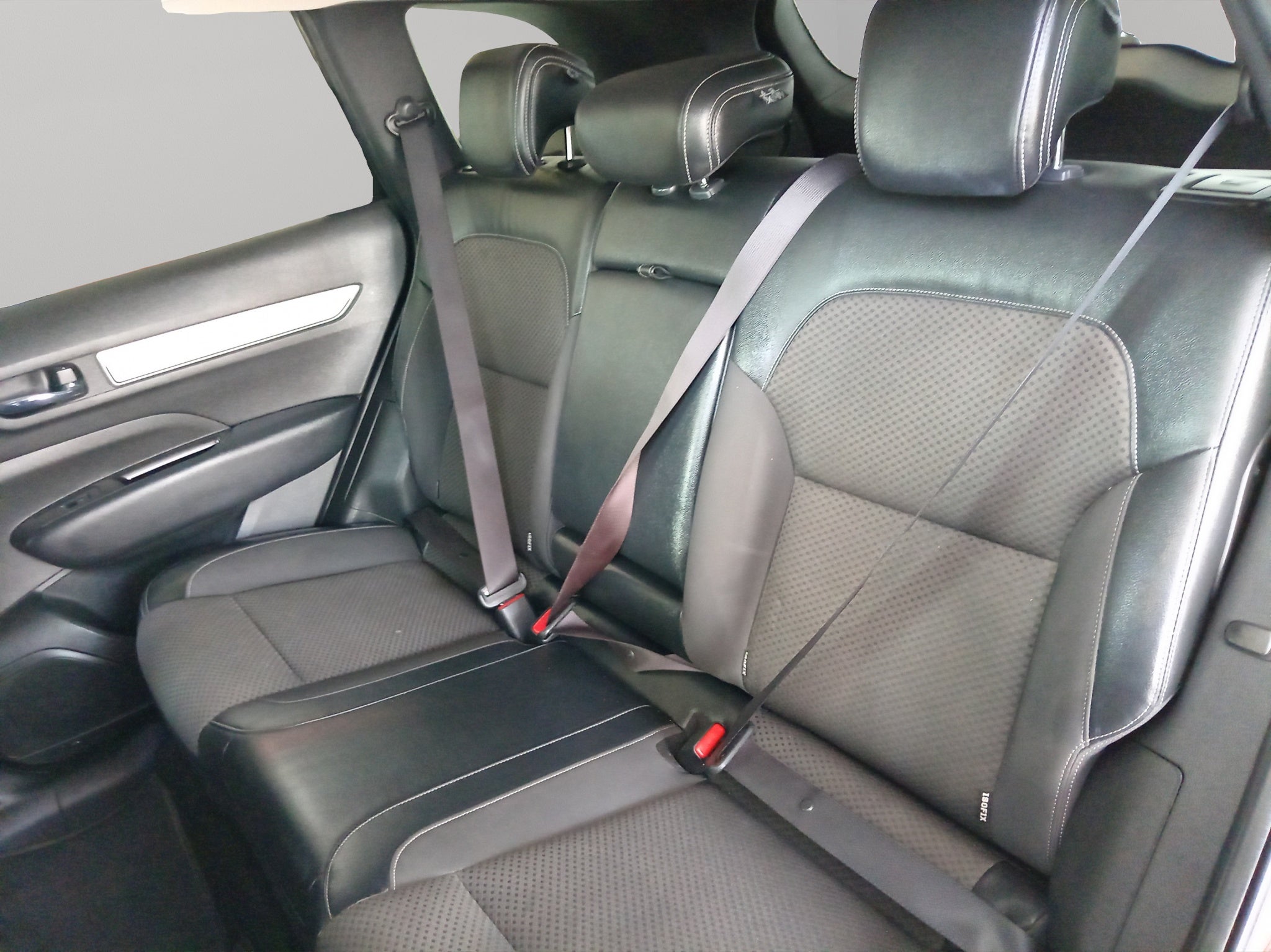 2023 Renault Koleos VUD 5 pts. Intens, TA, climatronic, GPS, RA-18