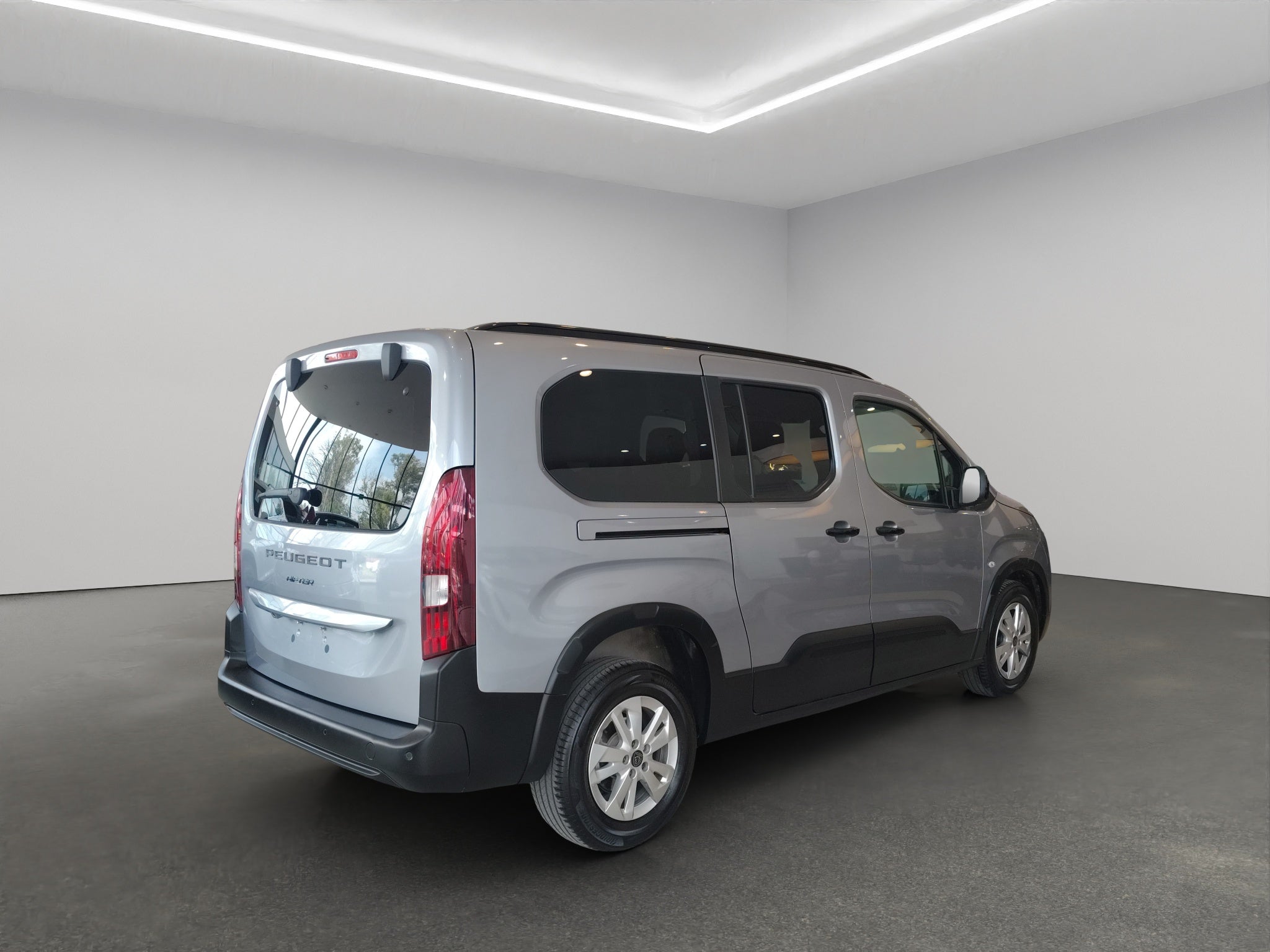 2026 Peugeot Rifter Minivan 5 pts. Allure Pack PureTech, 1.2T, TA, a/ac., 7 pas., R-16