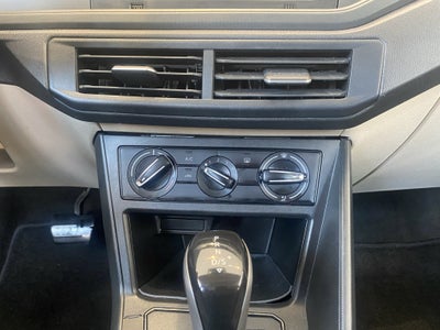 2024 Volkswagen Virtus 4 pts. Trendline, 1.6, AT a/c R-15