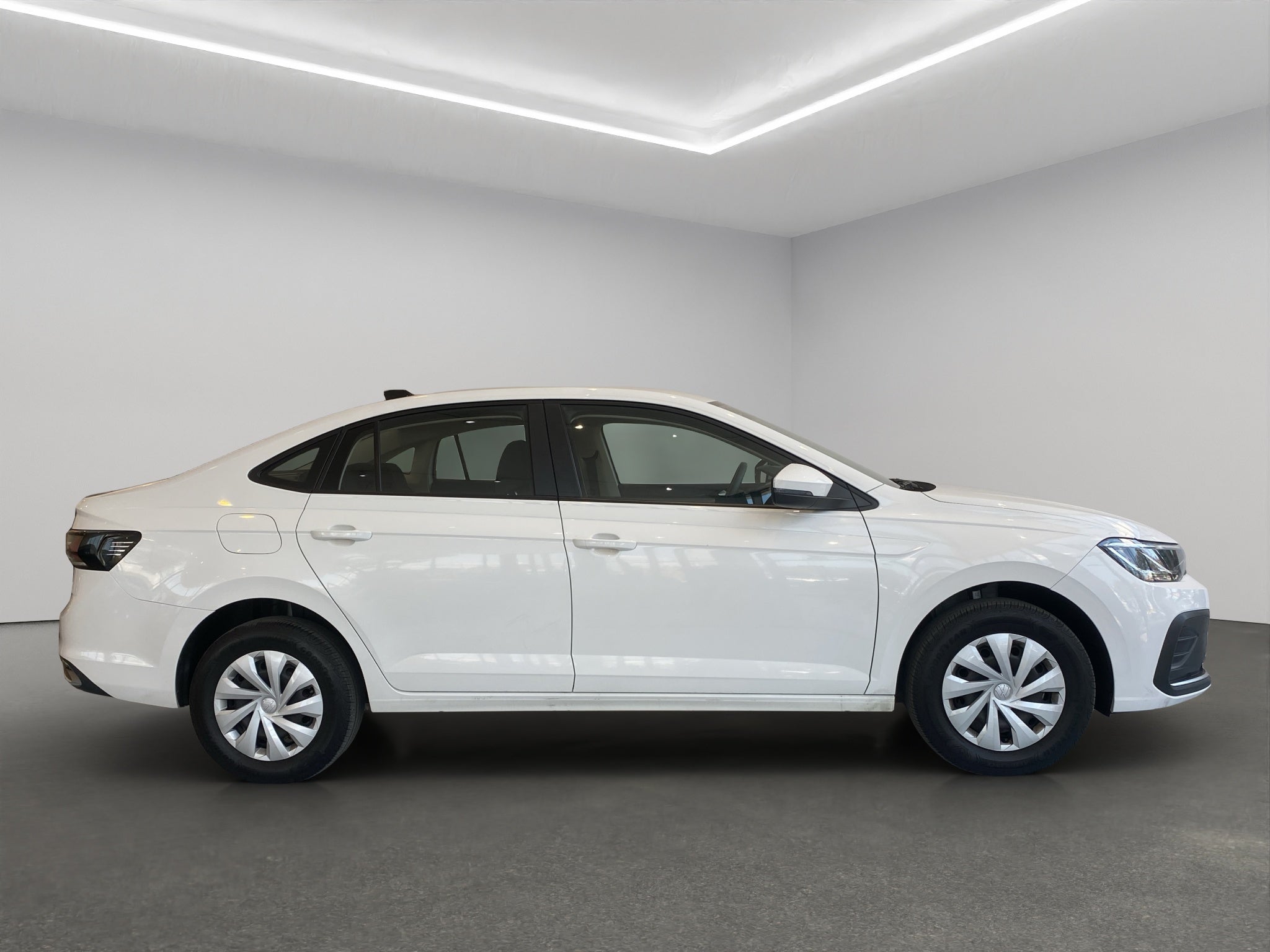 2024 Volkswagen Virtus 4 pts. Trendline, 1.6, AT a/c R-15