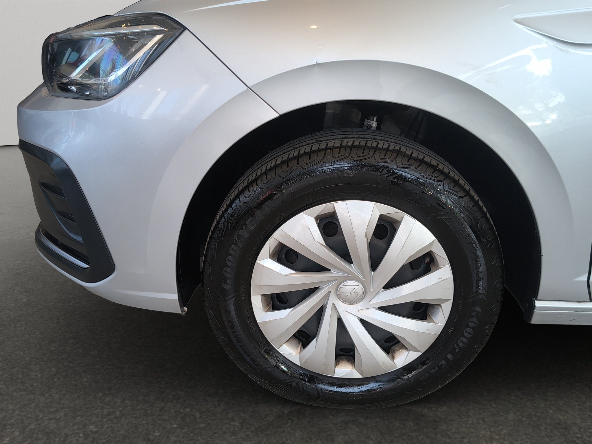 2024 Volkswagen Virtus 4 pts. Trendline, 1.6l, TM5, a/ac., R-15
