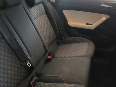 2024 Volkswagen Virtus 4 pts. Trendline, 1.6l, TM5, a/ac., R-15