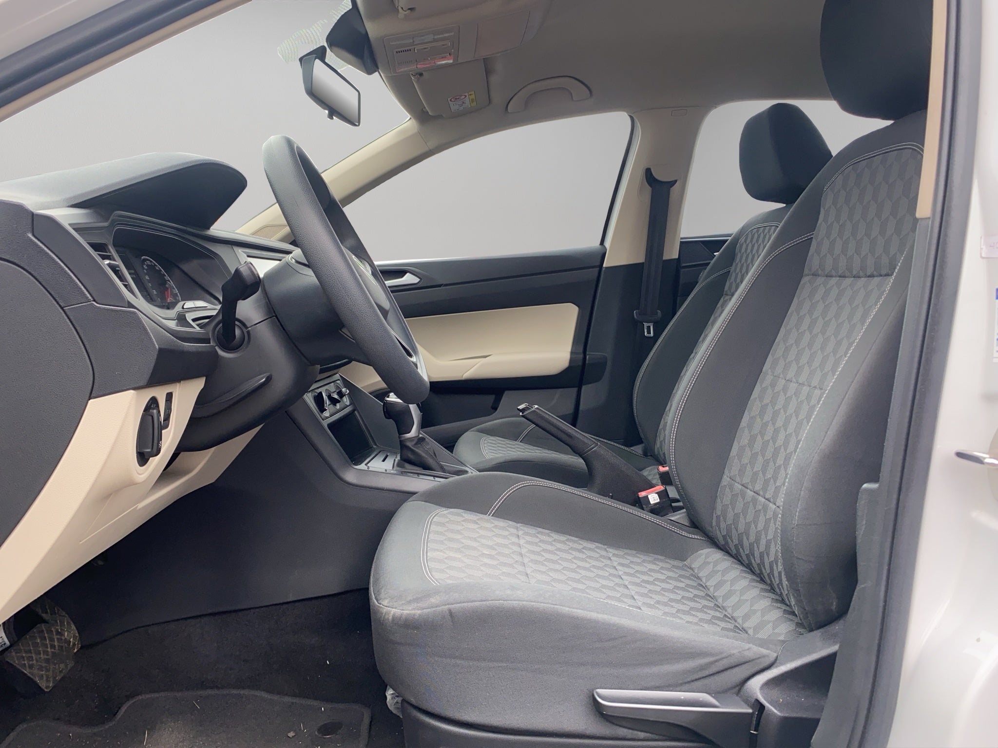 2024 Volkswagen Virtus 4 pts. Trendline, 1.6l, TM5, a/ac., R-15