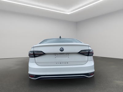2024 Volkswagen Virtus 4 pts. Trendline, 1.6l, TM5, a/ac., R-15