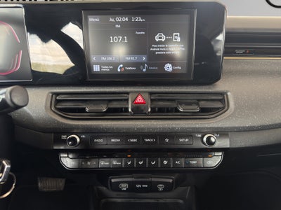 2025 Kia K3 4 pts. L, 1.6l, TA, a/ac., R-15