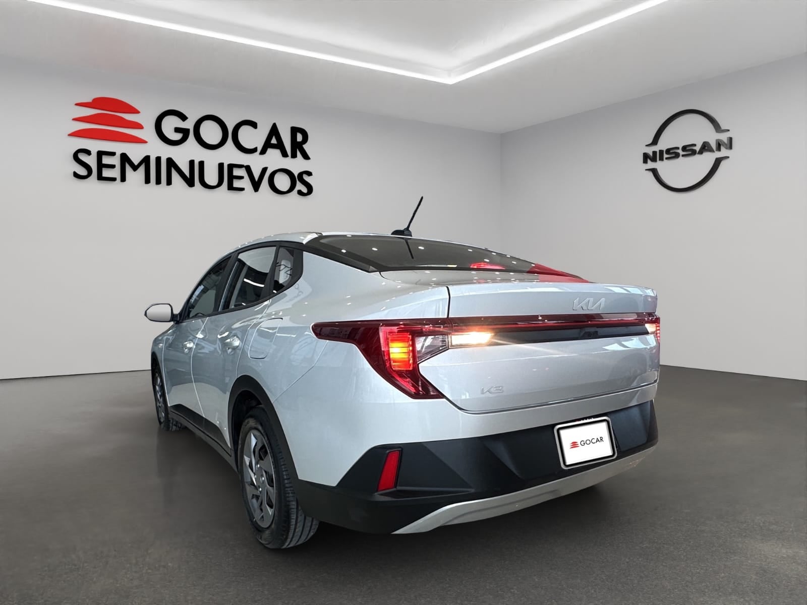 2026 Kia K3 5 pts. HB EX, 1.6l, TA, a/ac., RA-16