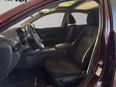 2024 Nissan Sentra 4 pts. SR, TA, a/ac., QC, s. Bose, f. led, RA-18