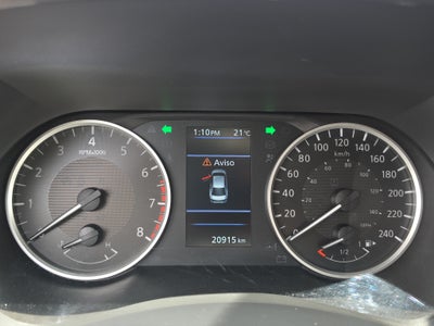 2025 Nissan Sentra 4 pts. Sense, TM6, a/ac., RA-16 (línea anterior)