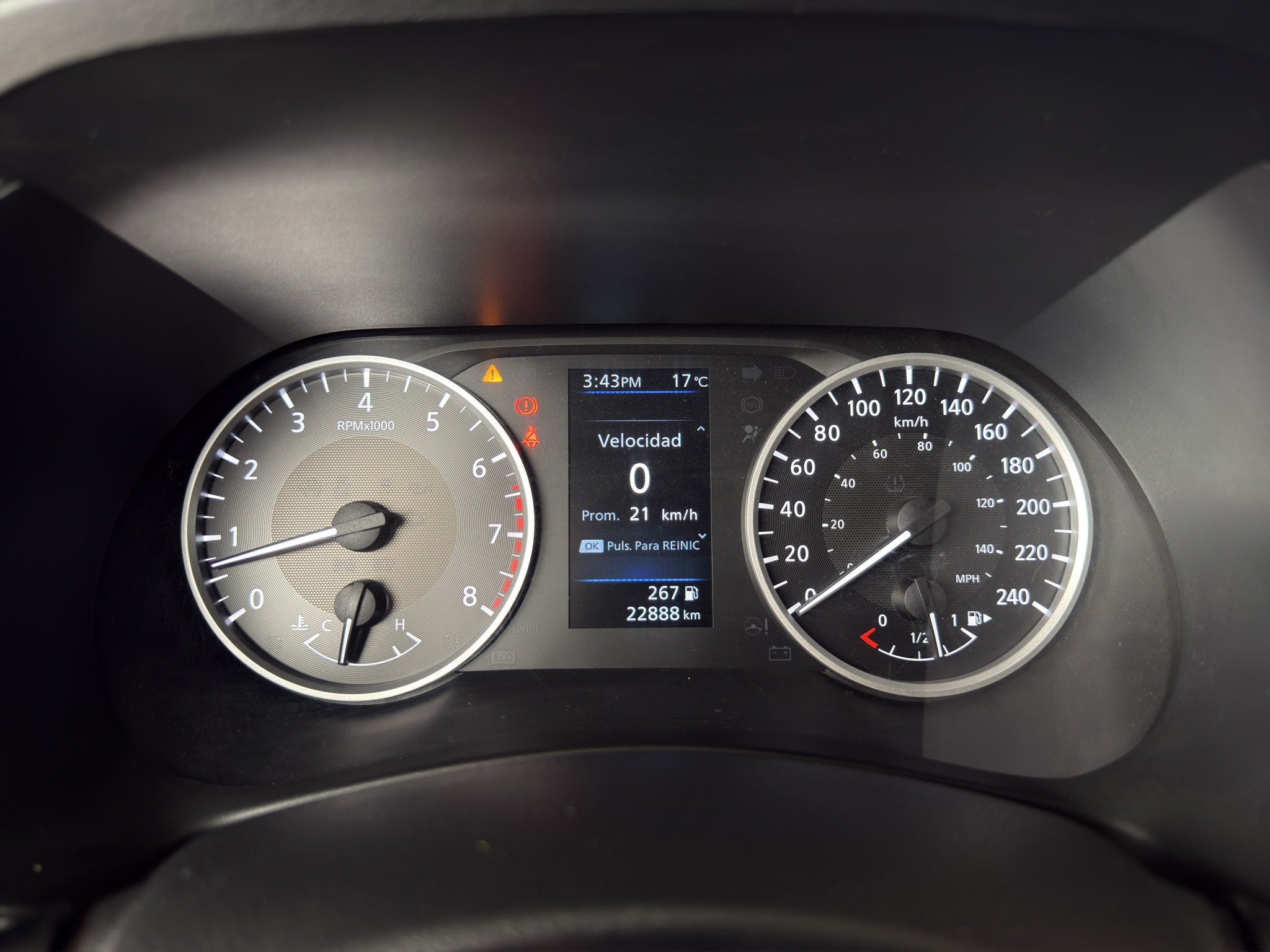 2023 Nissan Sentra 4 pts. Advance, TM6, a/ac., f. niebla, RA-16