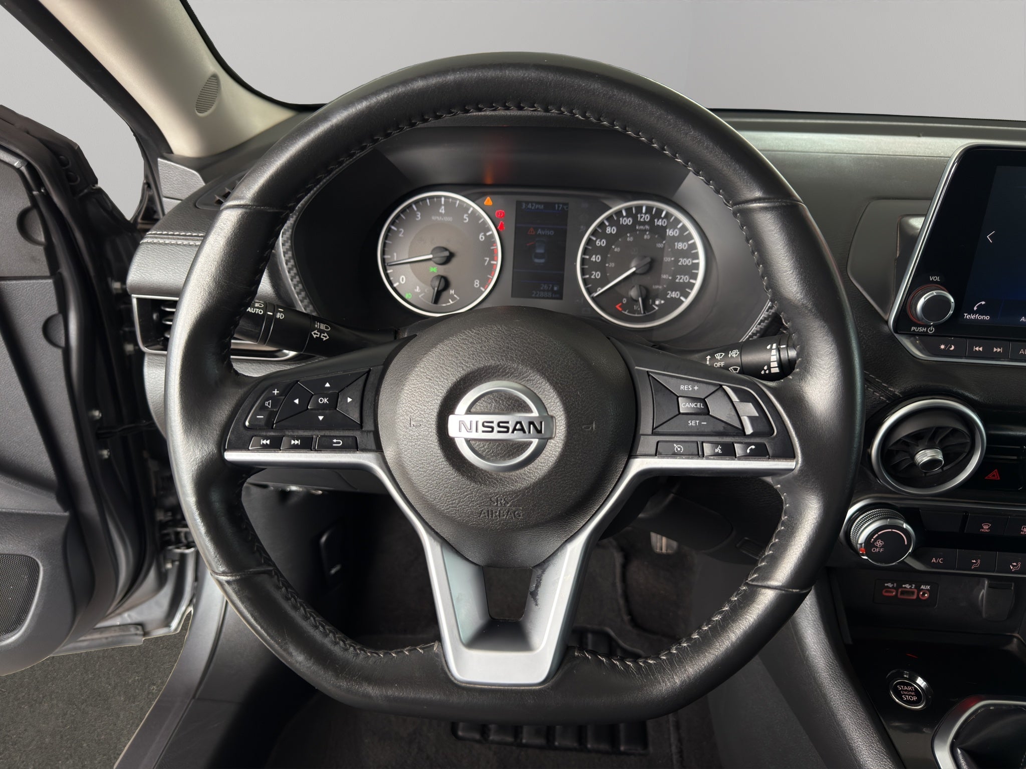 2023 Nissan Sentra 4 pts. Advance, TM6, a/ac., f. niebla, RA-16