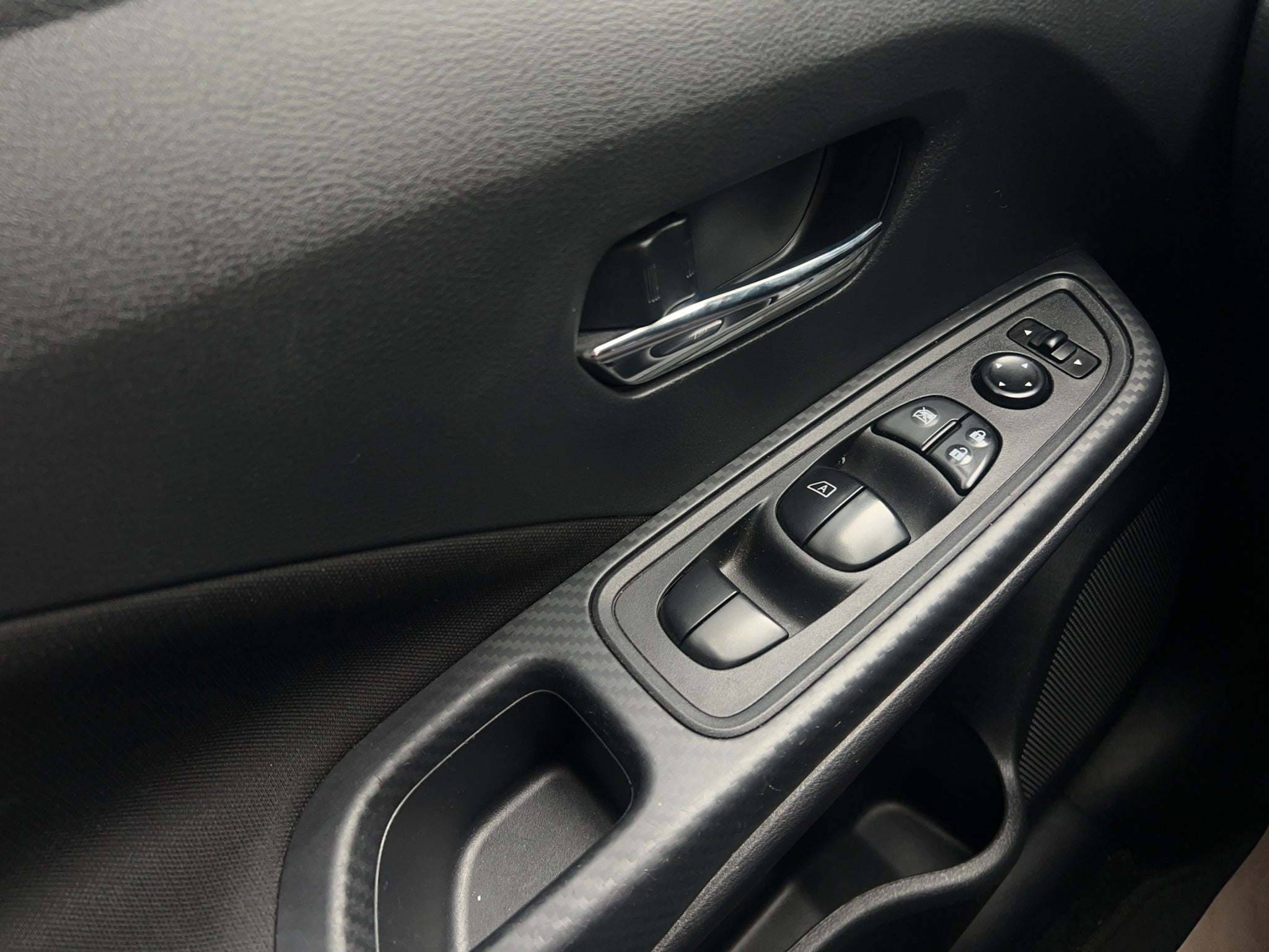 2023 Nissan Versa ADVANCE CVT 2023