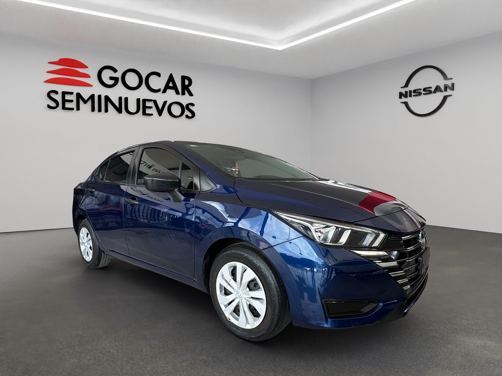 2024 Nissan Versa 4 pts. Sense, TM5, a/ac., R-15