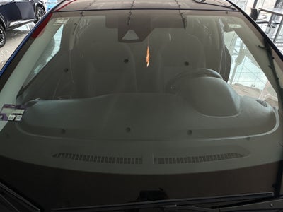 2024 Nissan Versa 4 pts. Sense, TM5, a/ac., R-15
