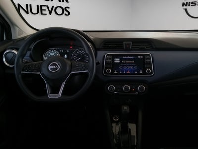 2024 Nissan Versa 4 pts. Advance, CVT, a/ac; f. niebla, RA-16