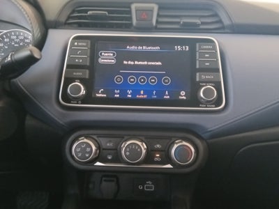 2024 Nissan Versa 4 pts. Advance, CVT, a/ac; f. niebla, RA-16