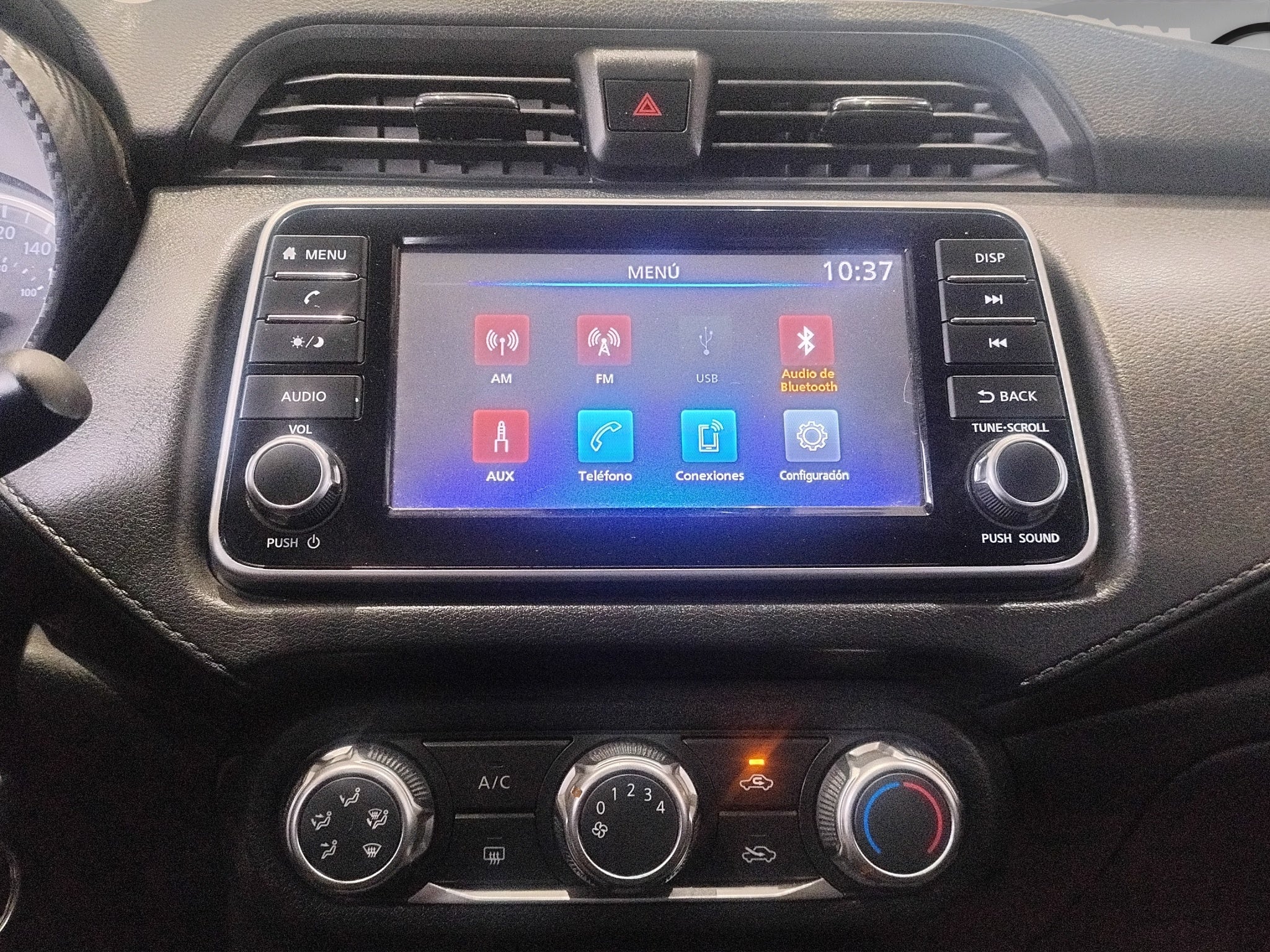 2023 Nissan Versa SENSE CVT