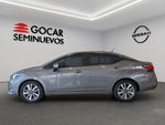 2023 Nissan Versa 4 pts. Advance, TM5, a/ac., f. niebla, RA-16 (cambio de línea)
