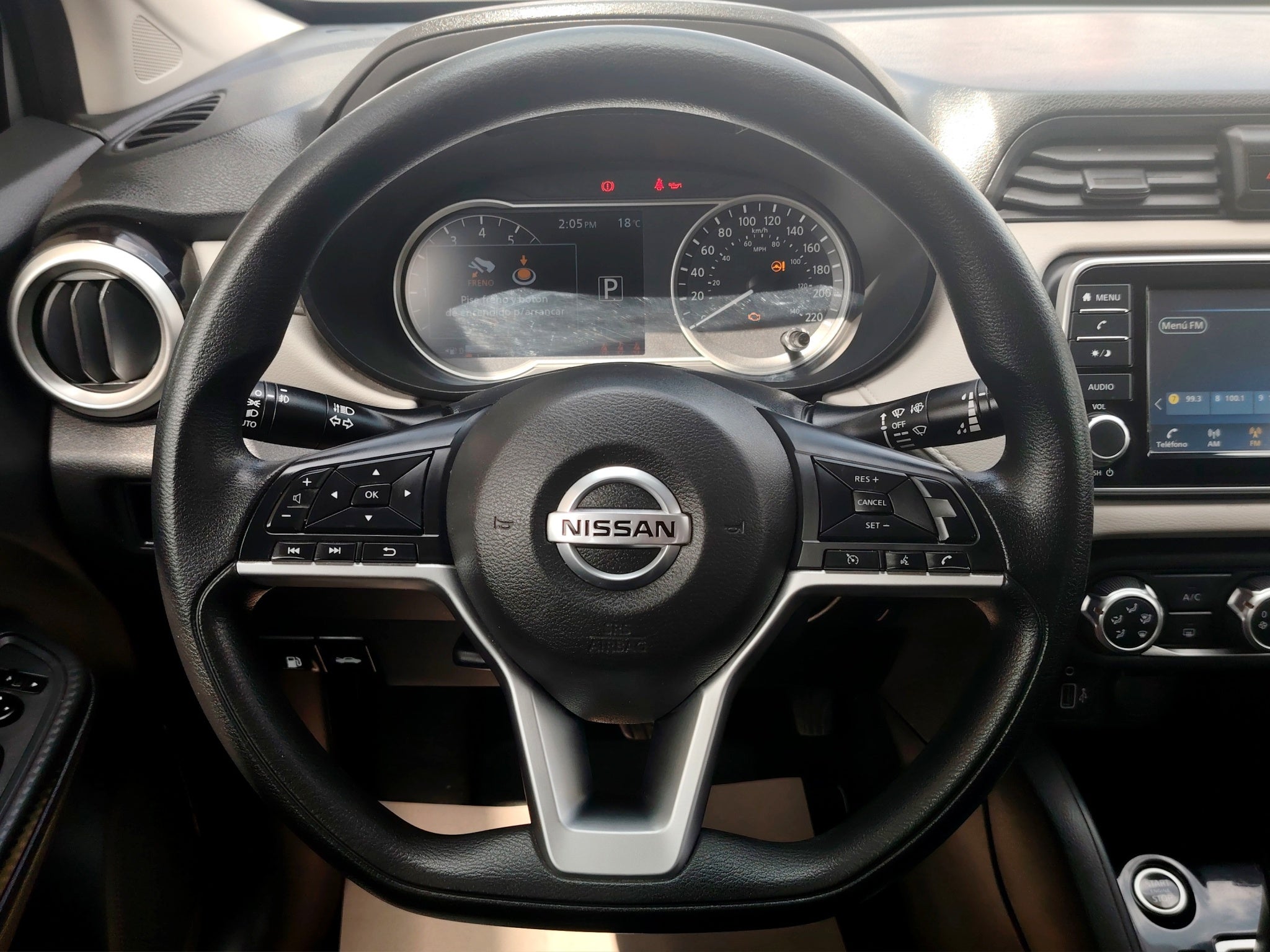 2022 Nissan Versa ADVANCE CVT