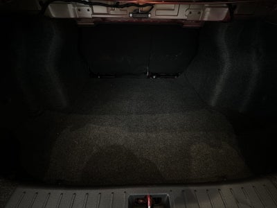 2020 Nissan Versa 4 pts. Advance, TM5, a/ac., VE, f. niebla, RA-16 (línea nueva)