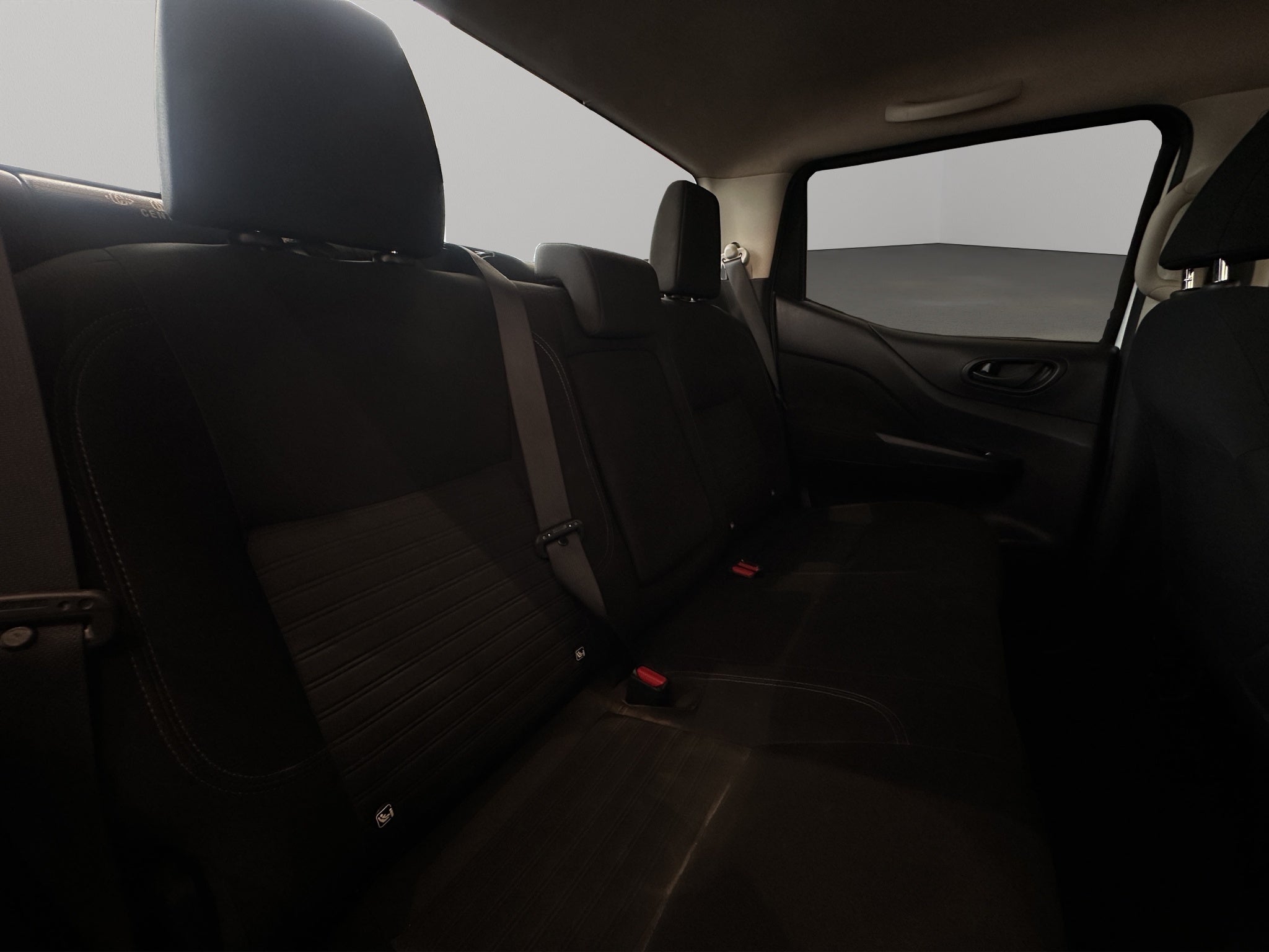 2024 Nissan Comerciales NP300 2 pts. Pick-Up, Cab. Sencilla, TM6, a/ac.