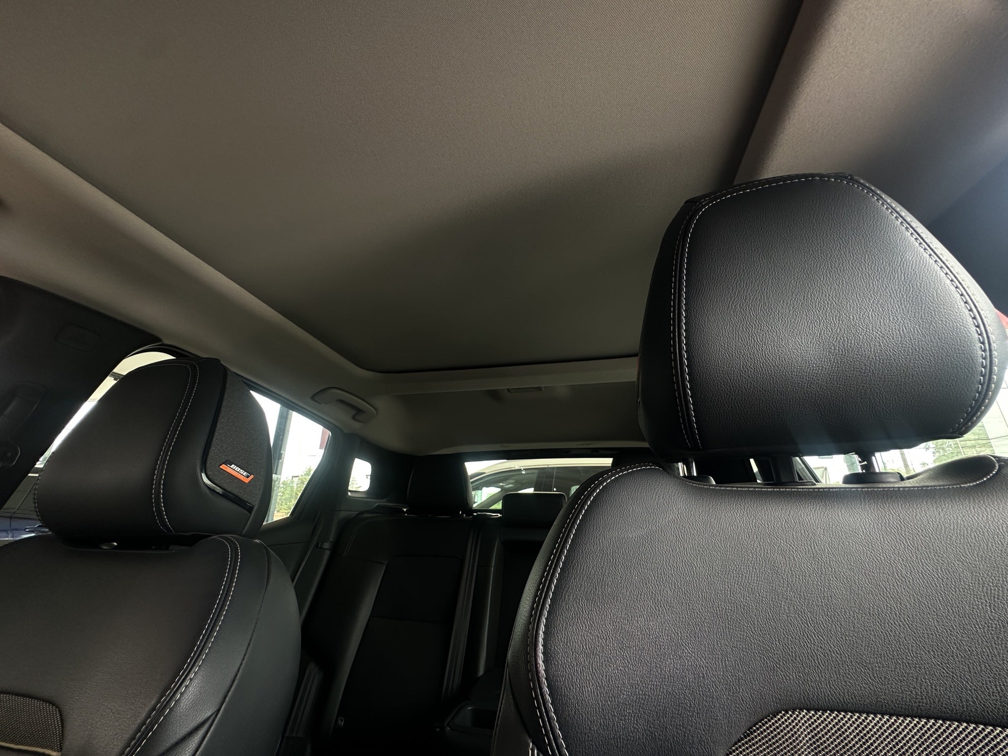 2025 Nissan Kicks VUD PLATINUM 2.0 LTS CVT