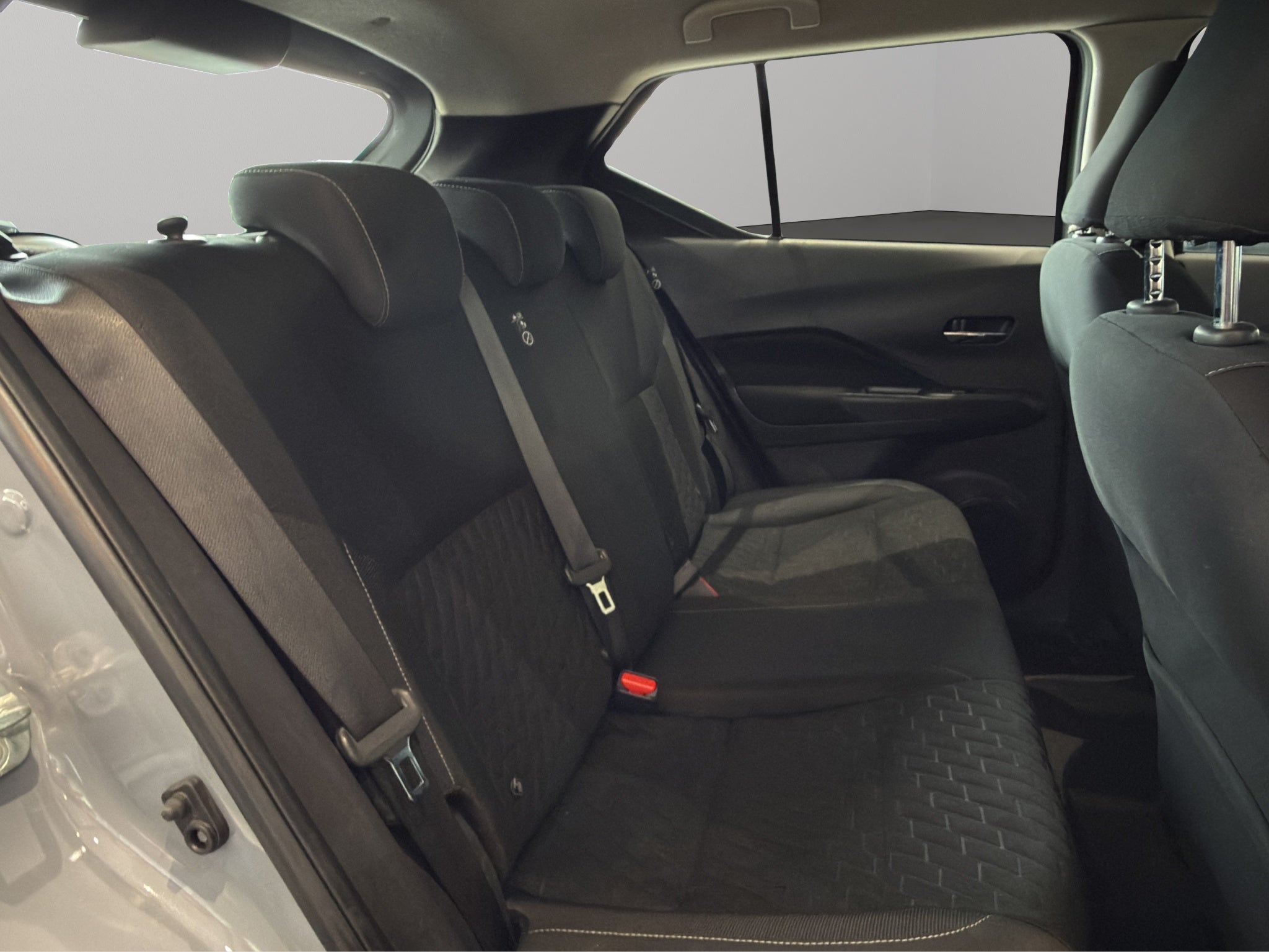2023 Nissan Kicks VUD 5 pts. Advance, 1.6l, TM5, a/ac., VE, RA-16