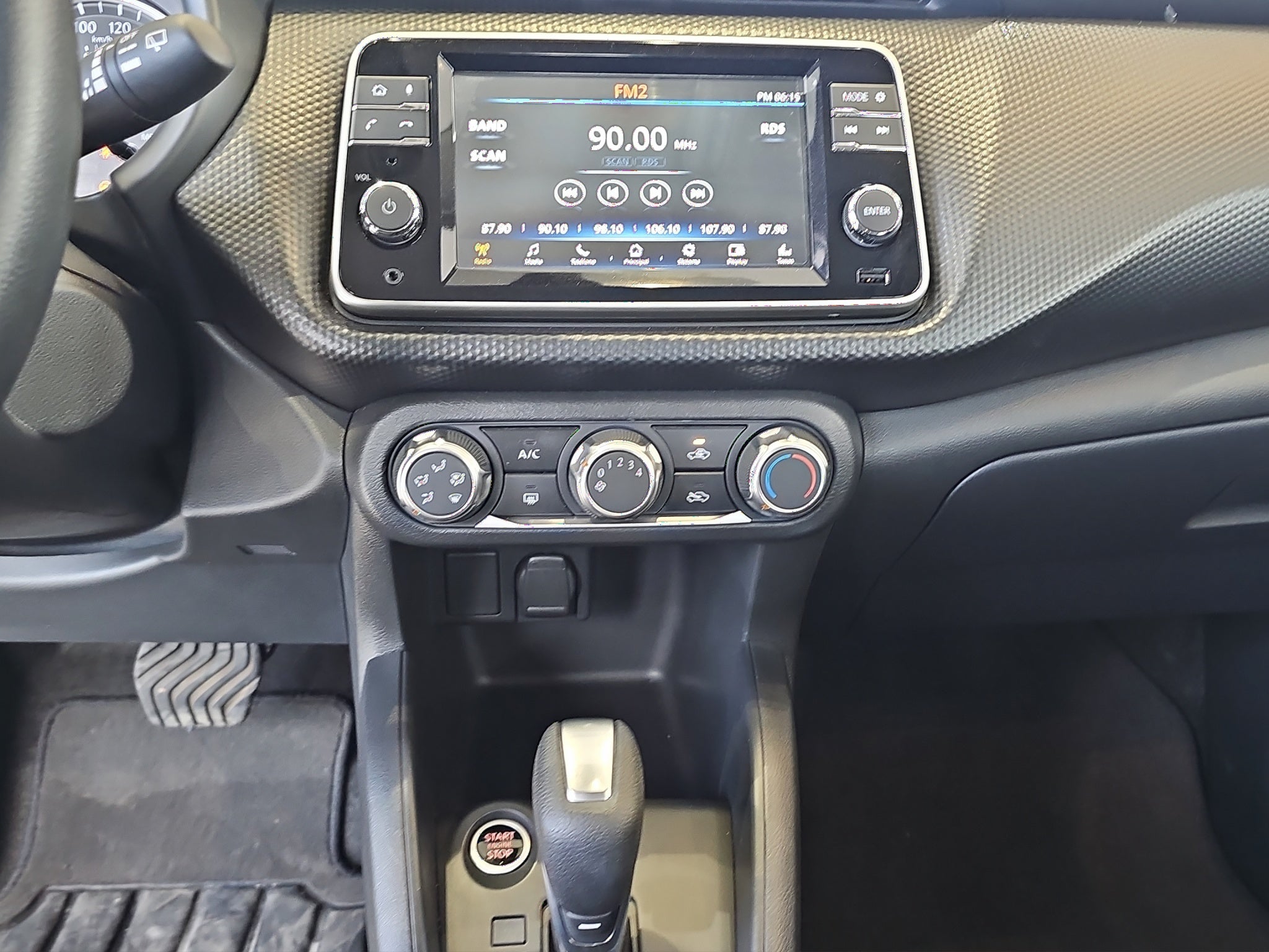 2025 Nissan Kicks VUD PLAY ADVANCE 1.6 LTS CVT