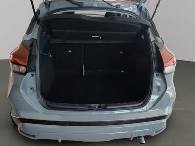 2025 Nissan Kicks VUD 5 pts. Play Advance, 1.6l, TM5, RA-17 (línea nueva)