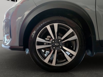 2025 Nissan Kicks VUD 5 pts. Play Advance, 1.6l, TM5, RA-17 (línea nueva)