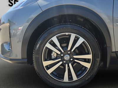 2025 Nissan Kicks VUD 5 pts. Advance, 2.0l, TA, RA-17 (línea nueva)