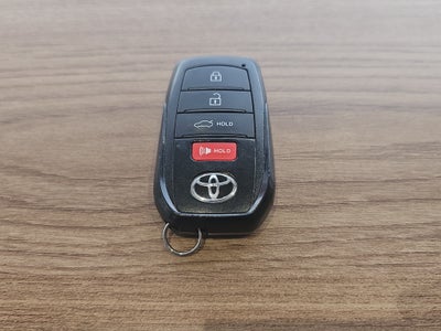 2024 Toyota Corolla 4 pts. LE, 2.0l, TA, RA-16 (línea anterior)