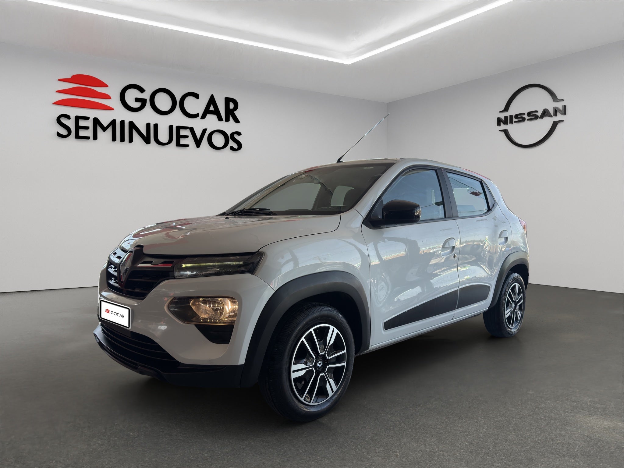 2023 Renault Kwid 5 pts. HB Iconic, TM5, a/ac., pantalla touch 8