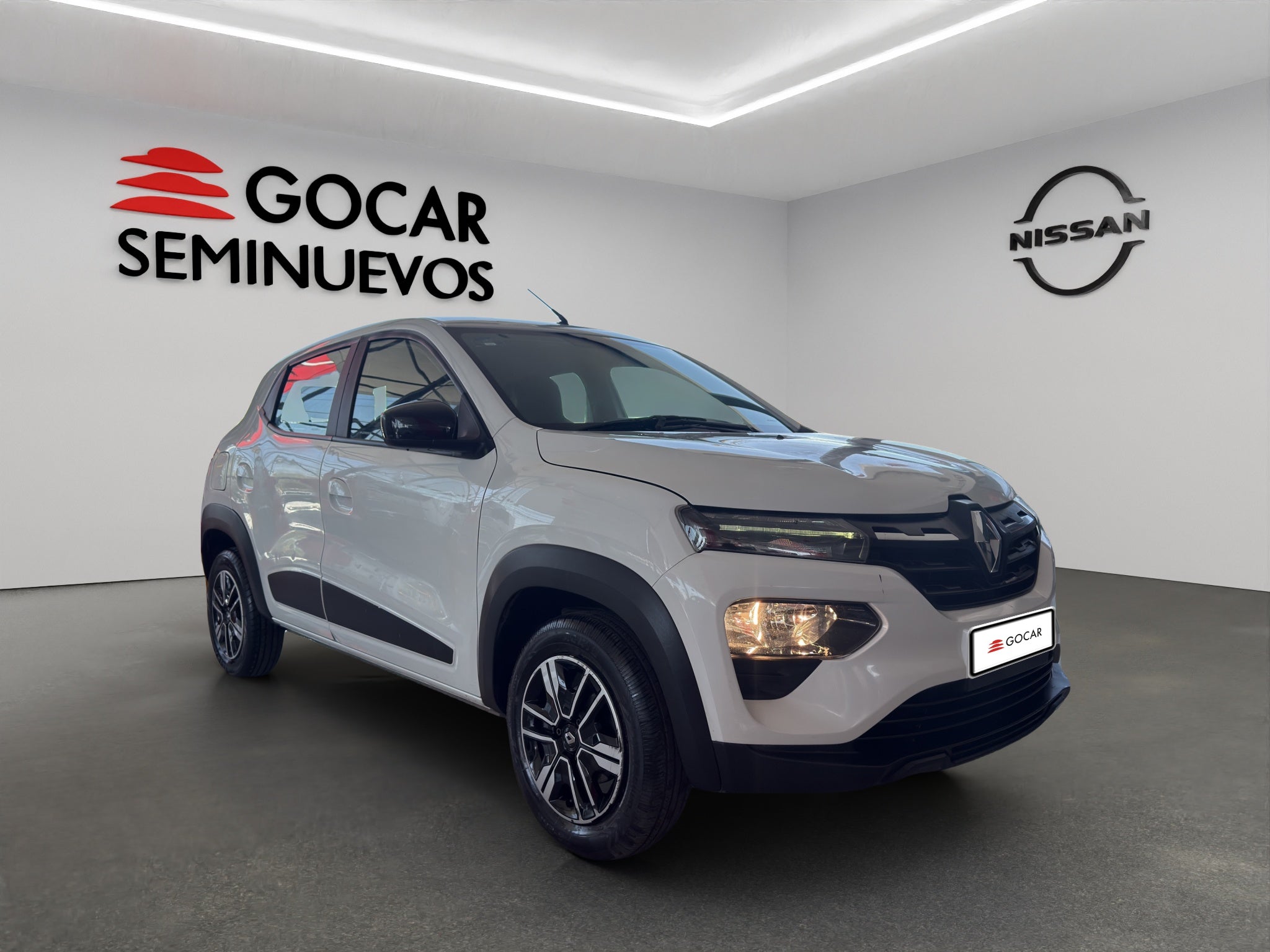 2023 Renault Kwid 5 pts. HB Iconic, TM5, a/ac., pantalla touch 8