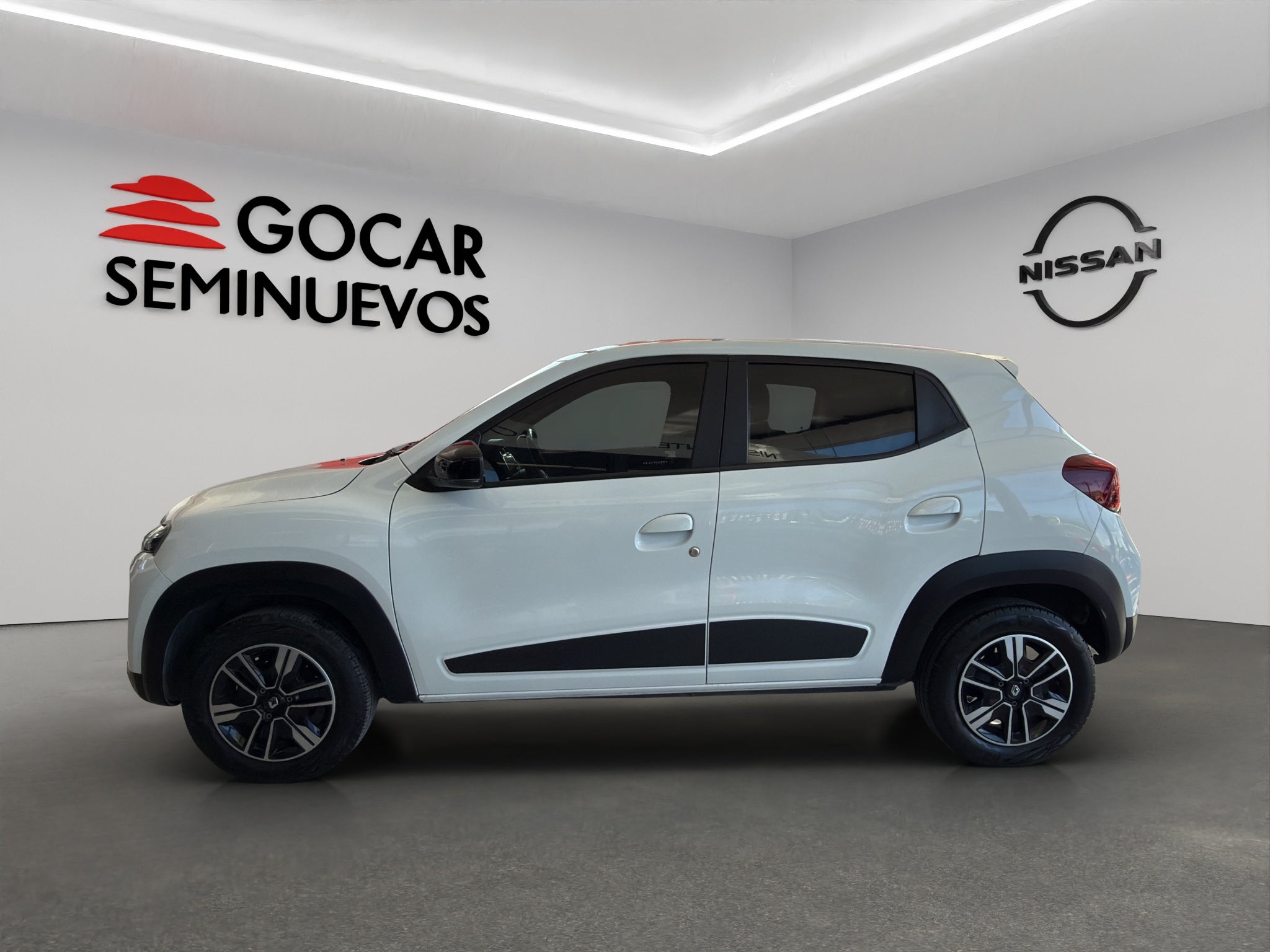 2025 Renault Kwid 5 pts. HB Iconic, TM5, a/ac., pantalla touch 8